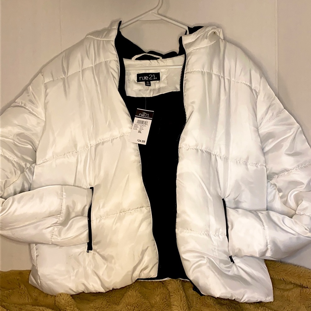 Rue 21 bomber jacket brand new